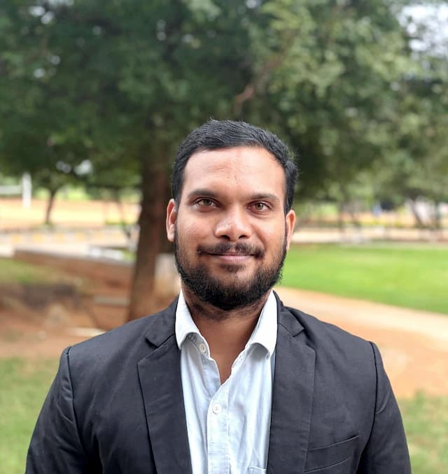 Vullinthala Jeevan Photo